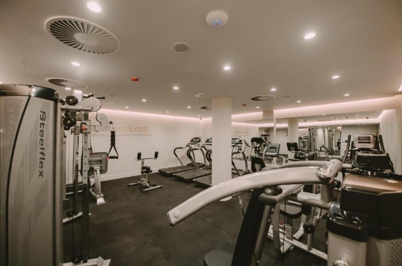Imperia Apartments วรินรัชกา บานยา ภายนอก รูปภาพ